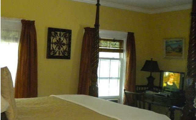 The Thistle Inn Boothbay Harbor Bagian luar foto